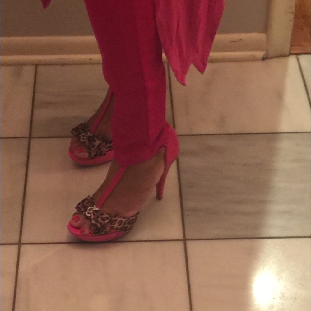 Guess Heels - Picture 2 of 15